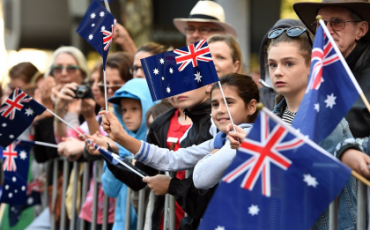 3382A97600000578-3556576-image-a-127_1461545278595